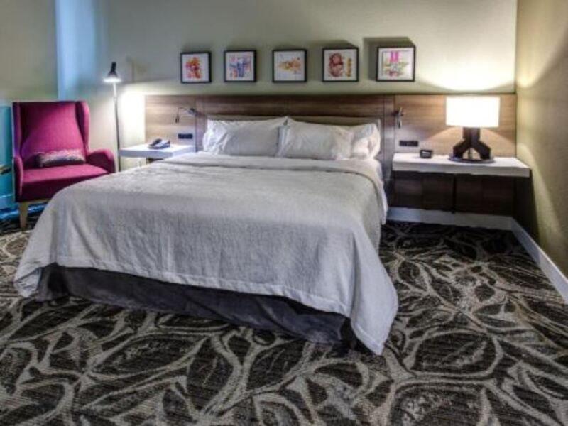 Hilton Garden Inn Topeka Ngoại thất bức ảnh