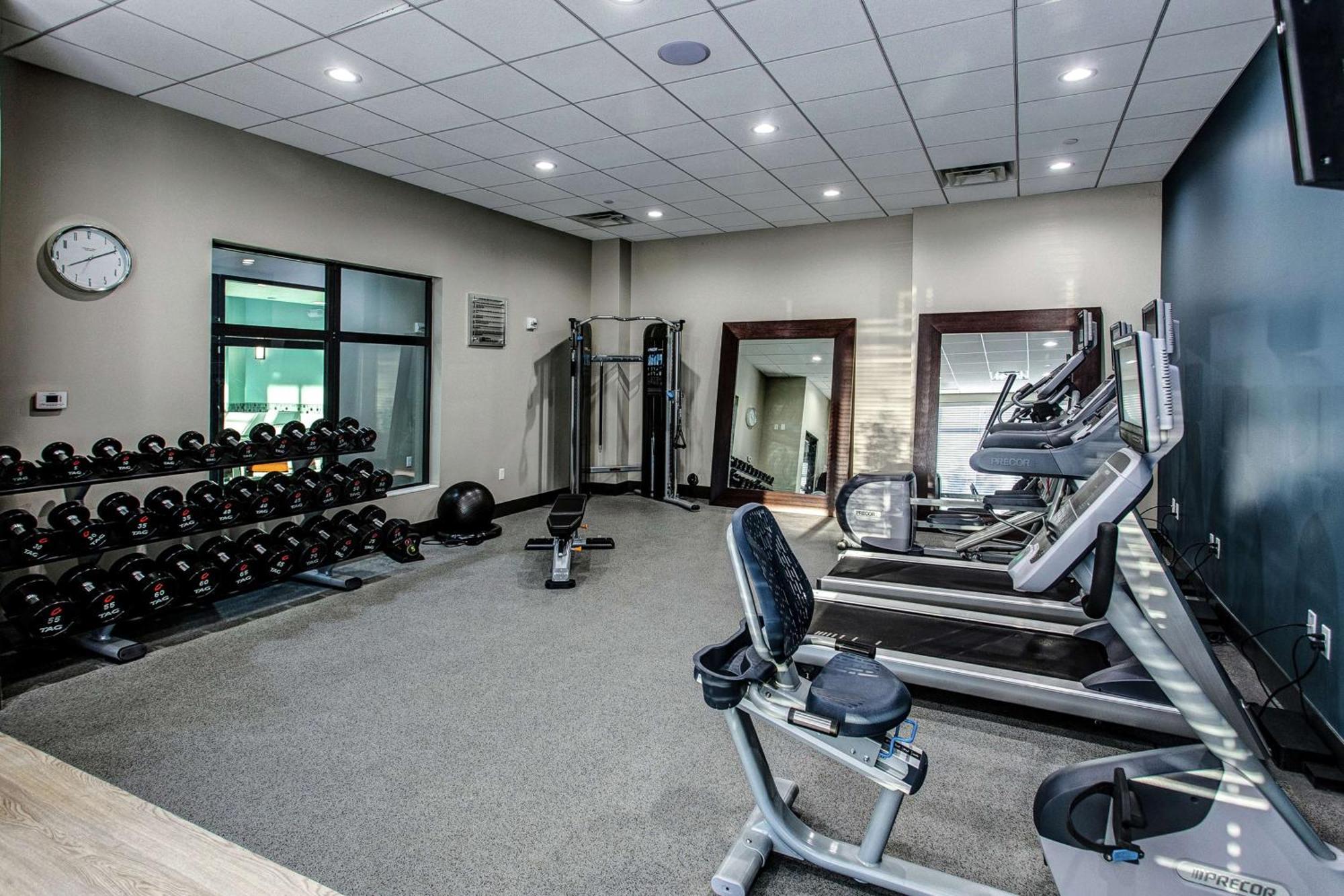 Hilton Garden Inn Topeka Ngoại thất bức ảnh