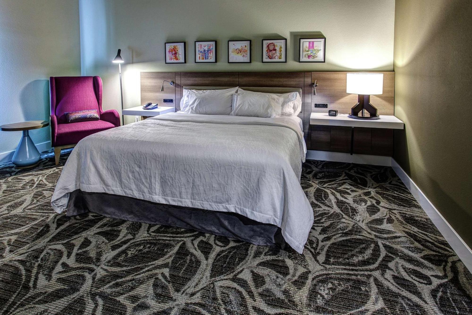 Hilton Garden Inn Topeka Ngoại thất bức ảnh