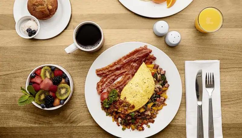 Hilton Garden Inn Topeka Ngoại thất bức ảnh